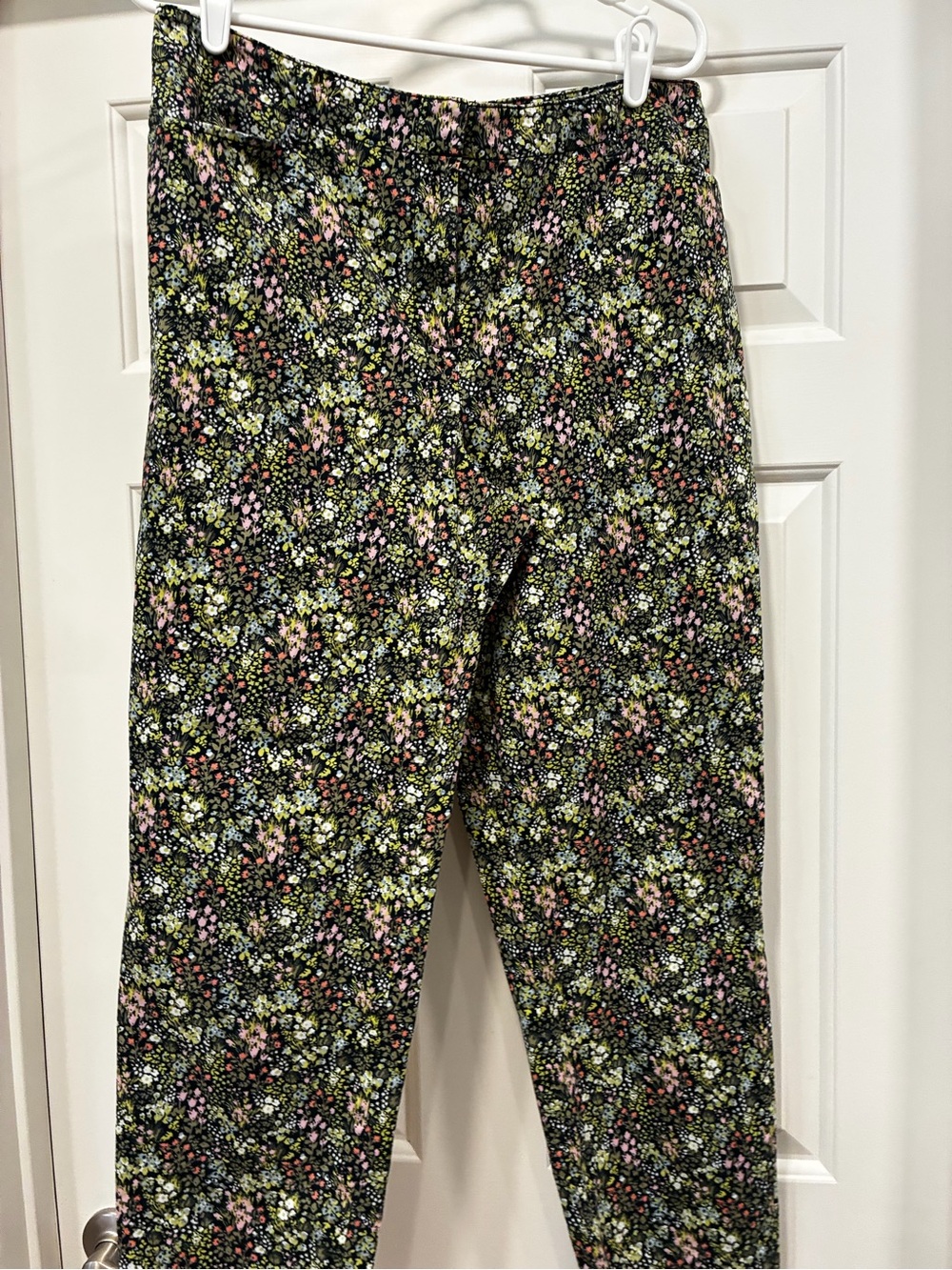 J. Jill Black Ankle Pants with Pink, Green & Cream Floral Print